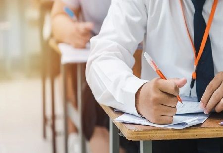 UE Celebrates 79 Years, Offers Free College Entrance Tests
